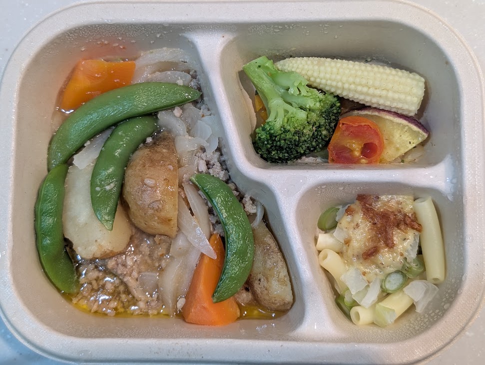 野菜たっぷりの京風そぼろ肉じゃが